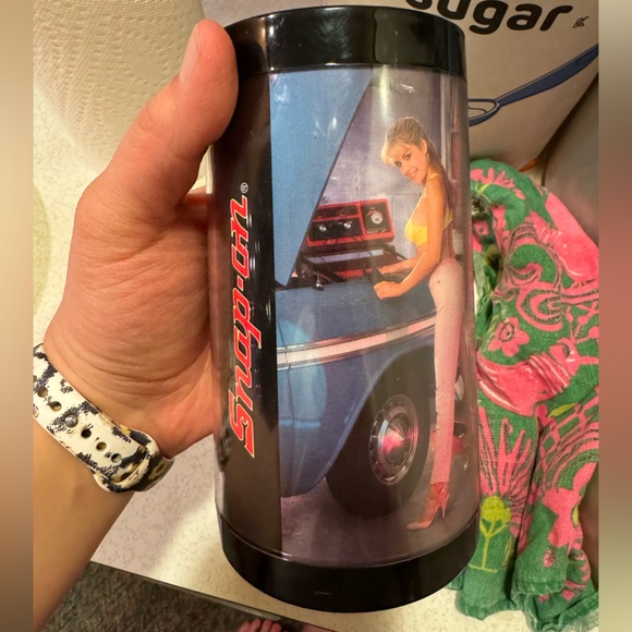 Vintage Snap On Tool Pinup Girl 1987 Trish March/April Insulated Thermo Serv Cup - Picture 2 of 2